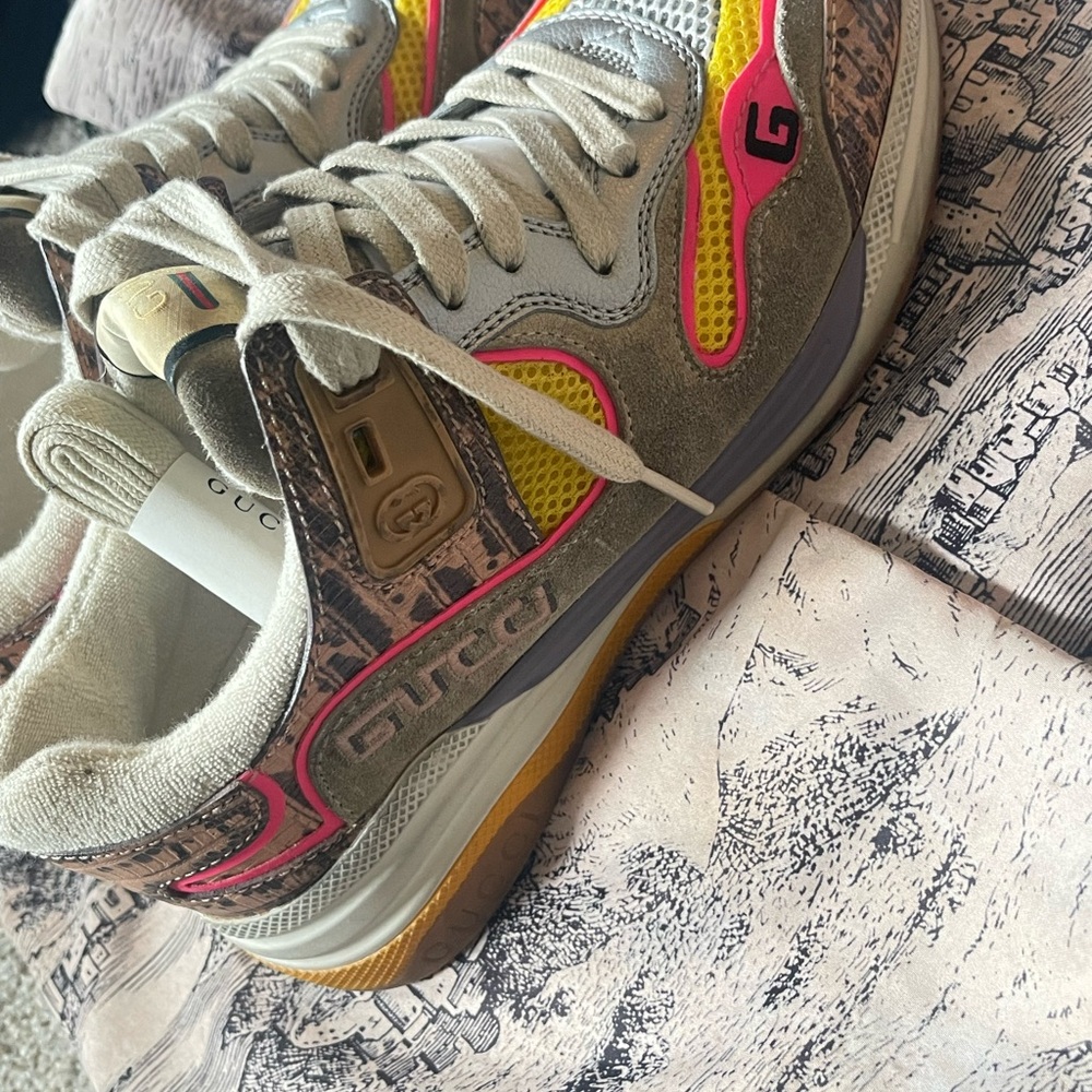 Gucci Multicolor Sneakers - Picture 4 of 5